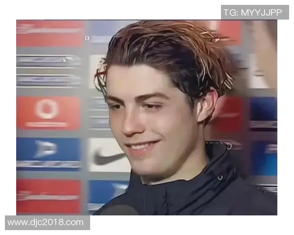 中国最帅足球球星排行榜TOP10 揭晓颜值与实力并存的足球巨星